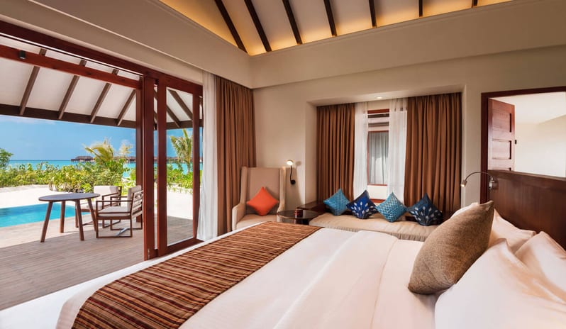 BEACH VILLA AND BEACH POOL VILLA BEDROOM